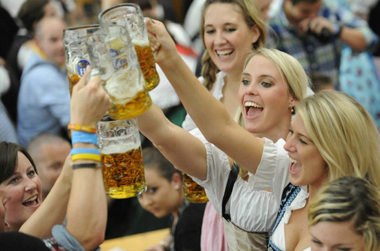 休假制度：欧洲最享受 亚洲最勤奋mg不朽